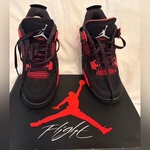 Nike Air Jordan 4 Retro AJ4 Red Thunder Black CT8527 016 Men's
Shoe Size 8